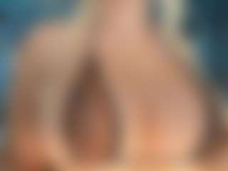 adrianna777's Live Sex Cam Show