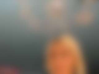 adrianna777's Live Sex Cam Show