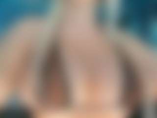 adrianna777's Live Sex Cam Show