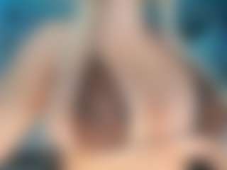 adrianna777's Live Sex Cam Show