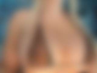 adrianna777's Live Sex Cam Show