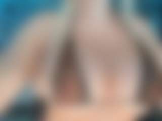 adrianna777's Live Sex Cam Show