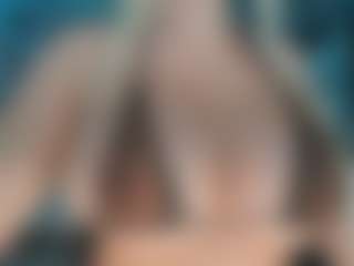 adrianna777's Live Sex Cam Show