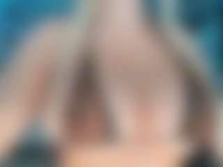 adrianna777's Live Sex Cam Show