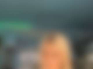 adrianna777's Live Sex Cam Show
