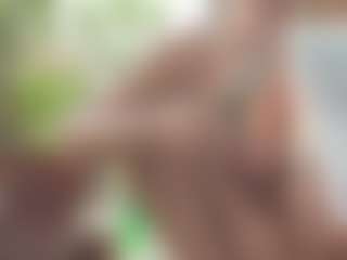 adrianna777's Live Sex Cam Show