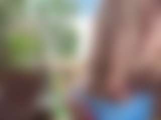adrianna777's Live Sex Cam Show