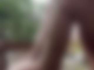 adrianna777's Live Sex Cam Show