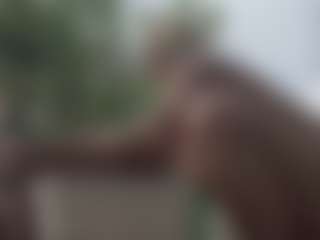 adrianna777's Live Sex Cam Show