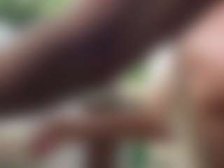 adrianna777's Live Sex Cam Show