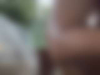 adrianna777's Live Sex Cam Show