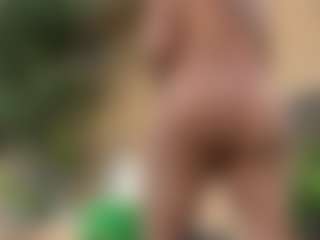 adrianna777's Live Sex Cam Show