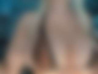 adrianna777's Live Sex Cam Show