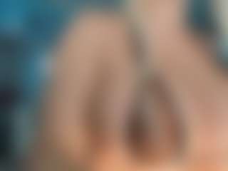 adrianna777's Live Sex Cam Show