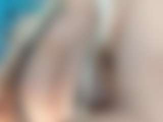 adrianna777's Live Sex Cam Show