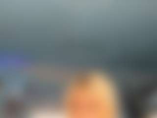adrianna777's Live Sex Cam Show