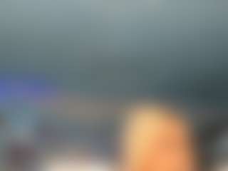 adrianna777's Live Sex Cam Show