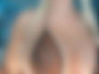 adrianna777's Live Sex Cam Show