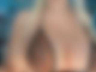 adrianna777's Live Sex Cam Show