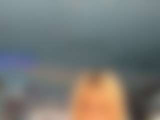 adrianna777's Live Sex Cam Show