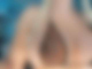 adrianna777's Live Sex Cam Show