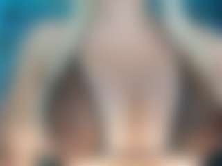 adrianna777's Live Sex Cam Show
