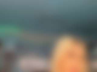 adrianna777's Live Sex Cam Show