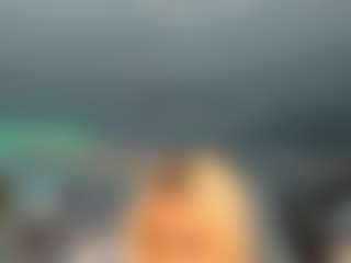 adrianna777's Live Sex Cam Show