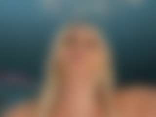 adrianna777's Live Sex Cam Show
