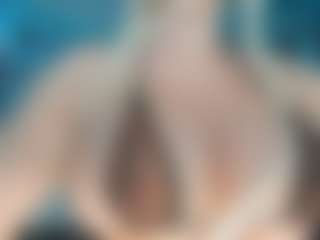 adrianna777's Live Sex Cam Show