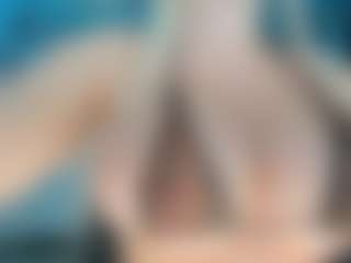 adrianna777's Live Sex Cam Show
