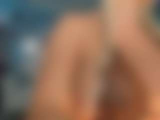 adrianna777's Live Sex Cam Show