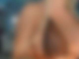 adrianna777's Live Sex Cam Show