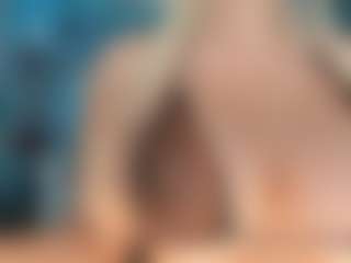 adrianna777's Live Sex Cam Show