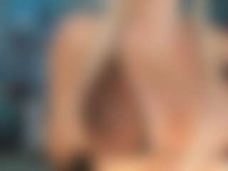 adrianna777's Live Sex Cam Show