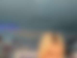 adrianna777's Live Sex Cam Show