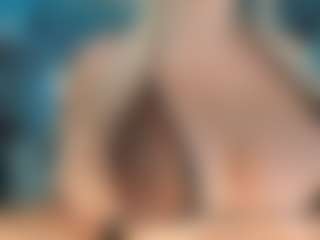 adrianna777's Live Sex Cam Show