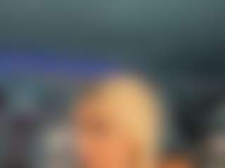 adrianna777's Live Sex Cam Show