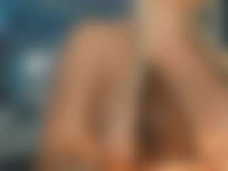 adrianna777's Live Sex Cam Show
