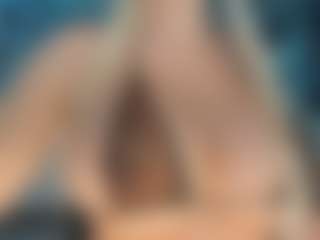 adrianna777's Live Sex Cam Show