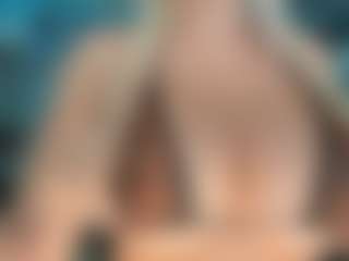 adrianna777's Live Sex Cam Show