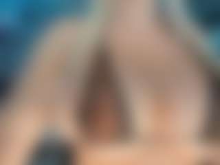 adrianna777's Live Sex Cam Show