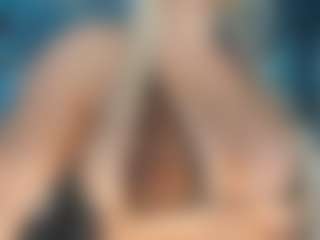 adrianna777's Live Sex Cam Show