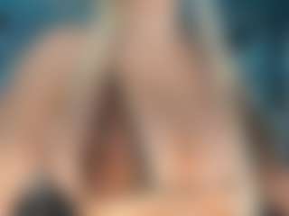 adrianna777's Live Sex Cam Show