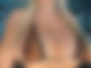 adrianna777's Live Sex Cam Show