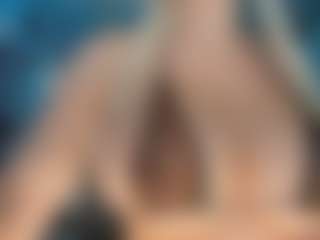 adrianna777's Live Sex Cam Show