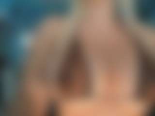 adrianna777's Live Sex Cam Show