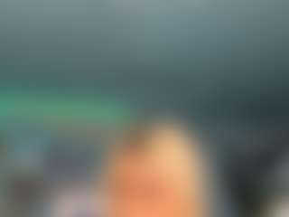 adrianna777's Live Sex Cam Show
