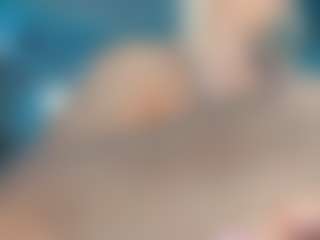 adrianna777's Live Sex Cam Show