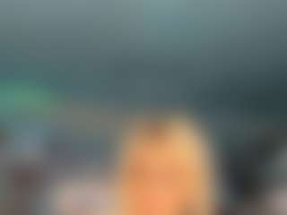 adrianna777's Live Sex Cam Show